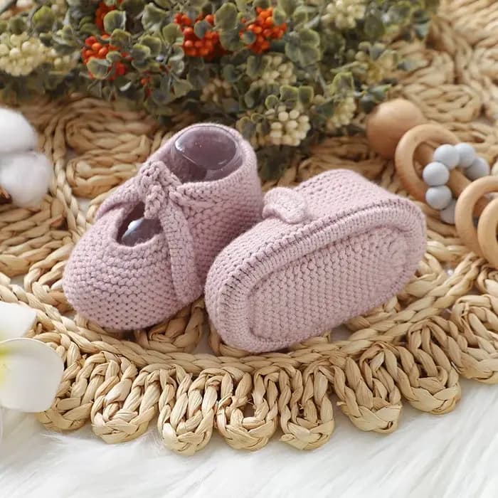 Chaussons-chaussettes pour bébés filles, tricotés à la main, antidérapants, pour premiers pas, 0-1 an, semelle souple, crochet, pour tout-petits
