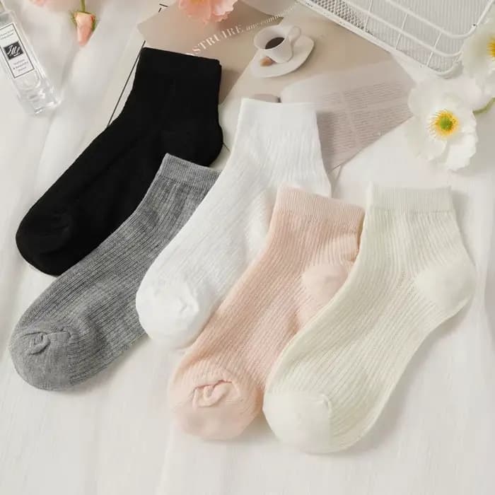 Chaussettes mi-tube respirantes pour femmes, chaussettes douces de couleur unie, chaussettes d'été en maille creuse fine, chaussettes élégantes de Style Ballet