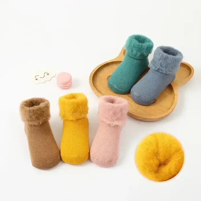 Chaussette en coton thermique en peluche pour nouveau-né