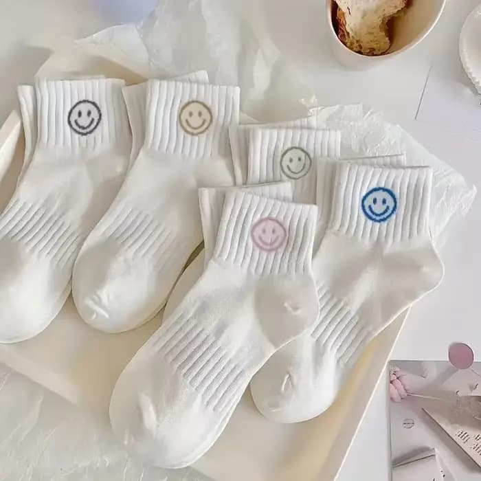 5 paires de chaussettes courtes fantaisistes à imprimé de visage de dessin animé – Tissu tricoté en polyester doux