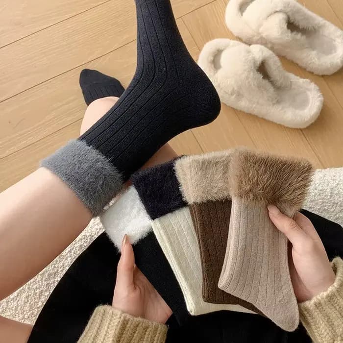 Chaussettes mi-tube monochromes assorties pour femmes