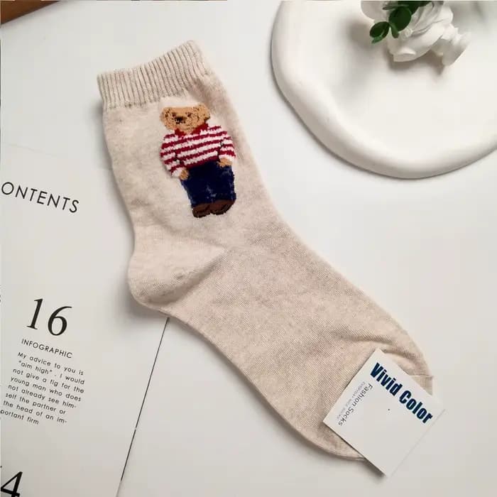 Chaussettes en coton mi-mollet ours de dessin animé pour femmes