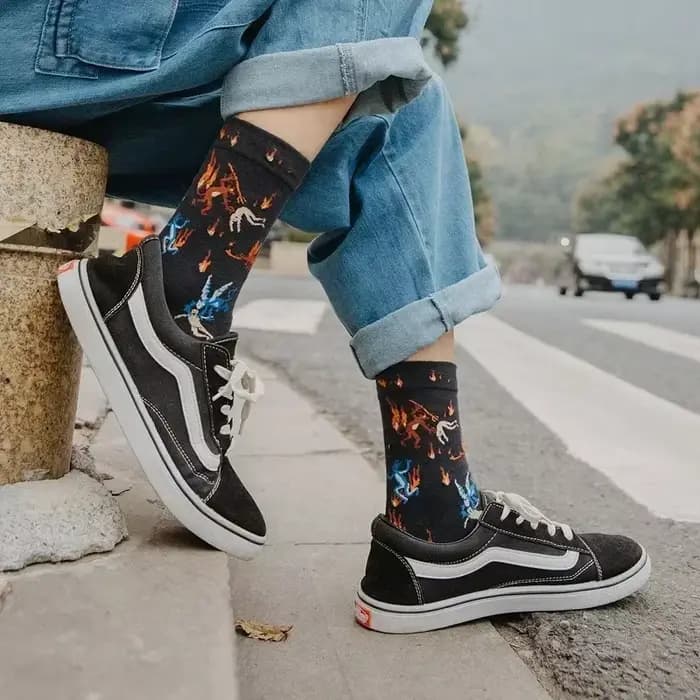 Femmes chaussettes longues dessin animé imprimé mode créative personnalisé nouveauté hommes