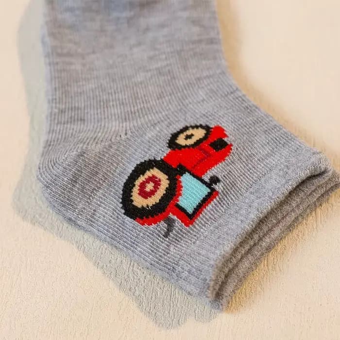 6 paires de chaussettes pour enfants à motif de tracteur de dessin animé, chaussettes mi-mollet confortables et antidérapantes, respectueuses de la peau, pour toutes les saisons, pour bébés garçons