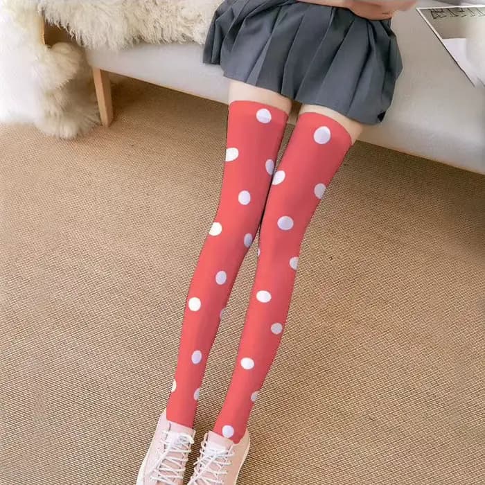 Jeu Osana Najimi Cosplay chaussettes rouges accessoire femmes sur les chaussettes au genou belles bas de noël accessoires d'halloween chaussettes à pois