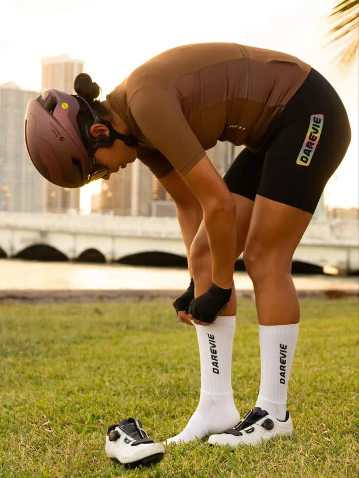 DAREVIE chaussettes de cyclisme Aero haute vitesse chaussette