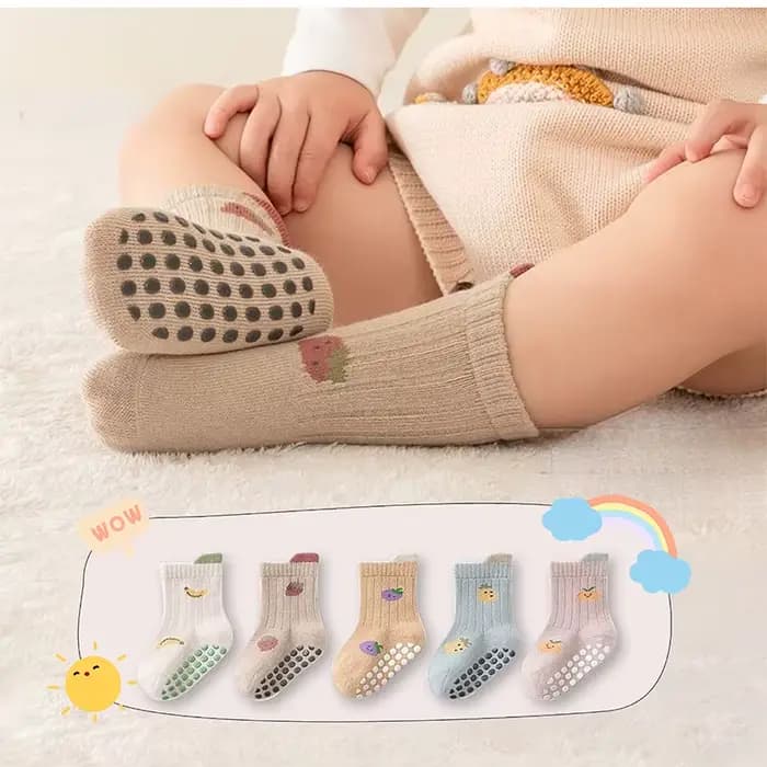 5 paires de chaussettes de marche antidérapantes pour bébé, chaussettes de sol à semelle souple pour tout-petits, chaussettes respirantes à motif de fruits de dessin animé pour premiers pas des nourri