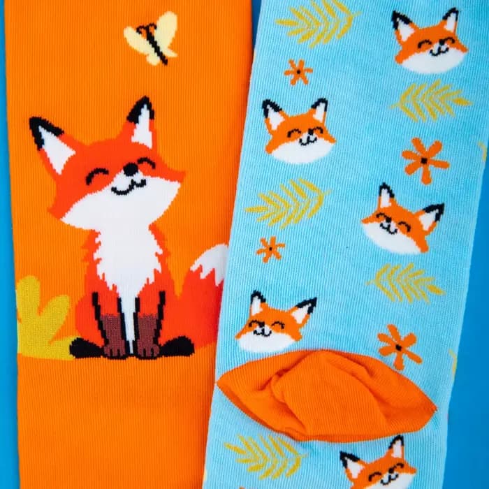 1 paire de chaussettes mi-mollet en petits renards mignons