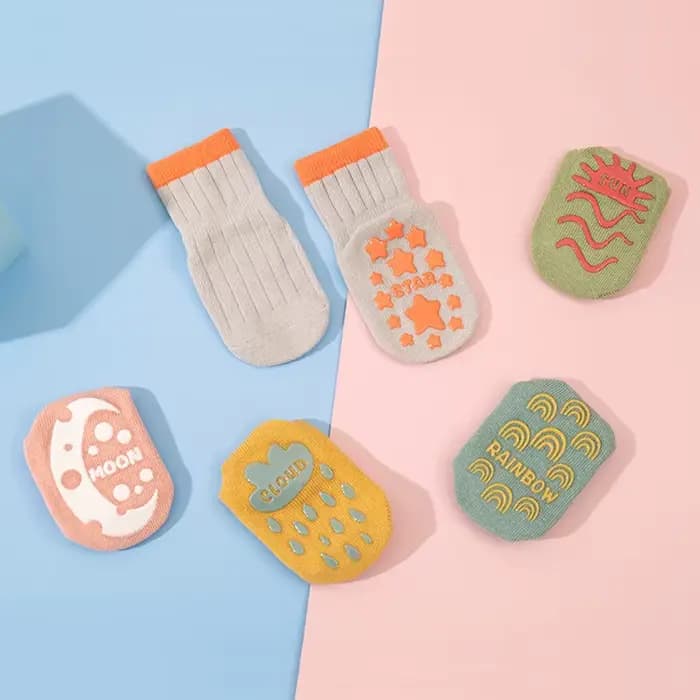 5 paires de chaussettes de sol en tricot mignonnes et décontractées