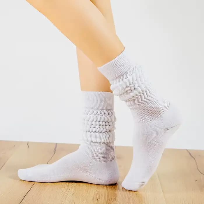 Chaussettes décontractées en coton épais pour femmes et jeunes filles