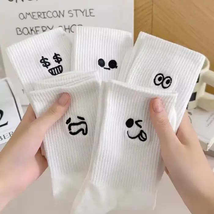 Ensemble de chaussettes courtes drôles de dessin animé pour femmes