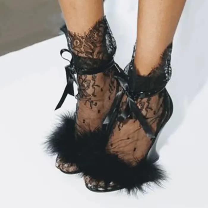 Chaussettes BKLD pour femmes 2026 – Nouveauté été, chaussettes transparentes sexy en dentelle florale, chaussettes en maille pour femmes et jeunes filles, chaussettes courtes élastiques et tendance po