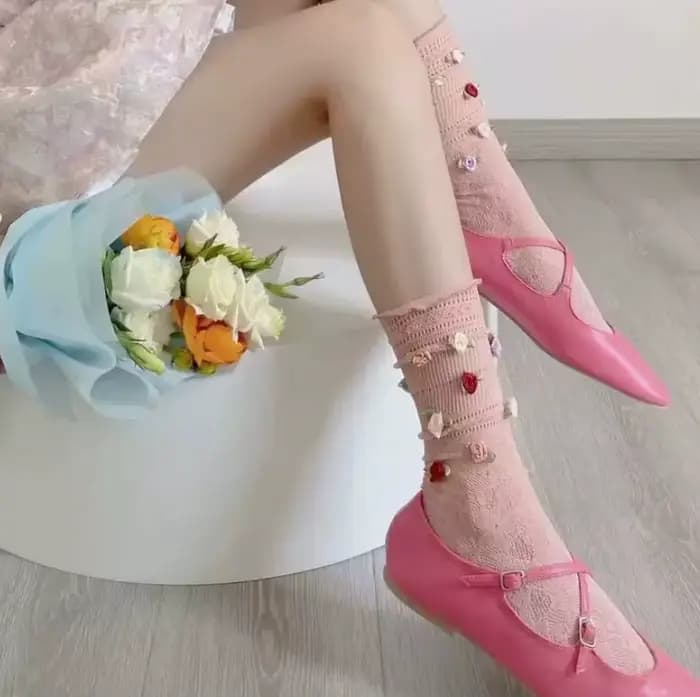 Chaussettes d'été fines pour femmes, élégantes, style français, motif rose, mi-mollet, respirantes, absorbant la transpiration, pour filles
