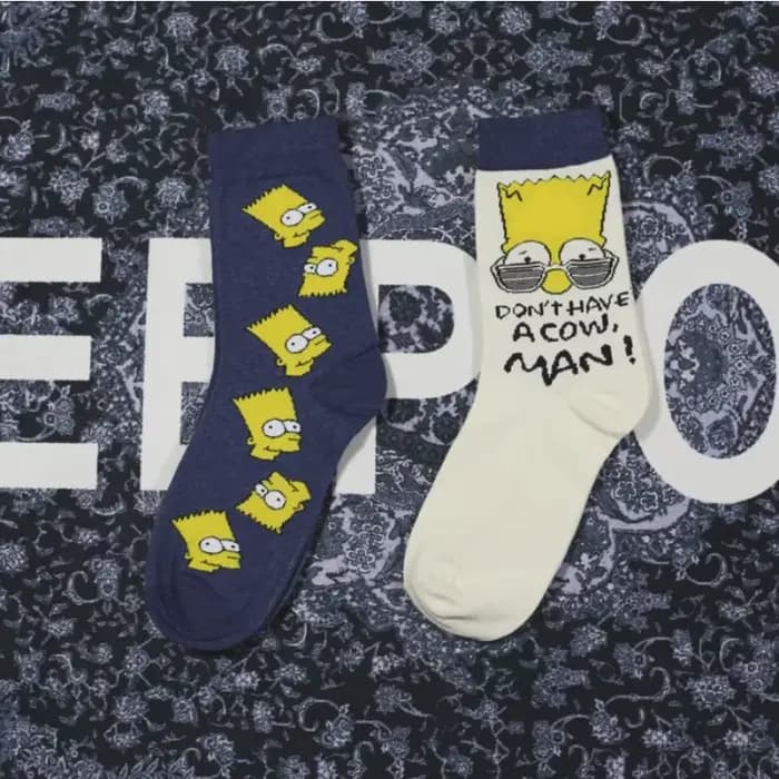 Chaussettes mi-mollet pour couple The Simpsons Bart Simpson, nouvelles, créatives, mignonnes, à la mode, confortables, absorbant la transpiration et respirantes