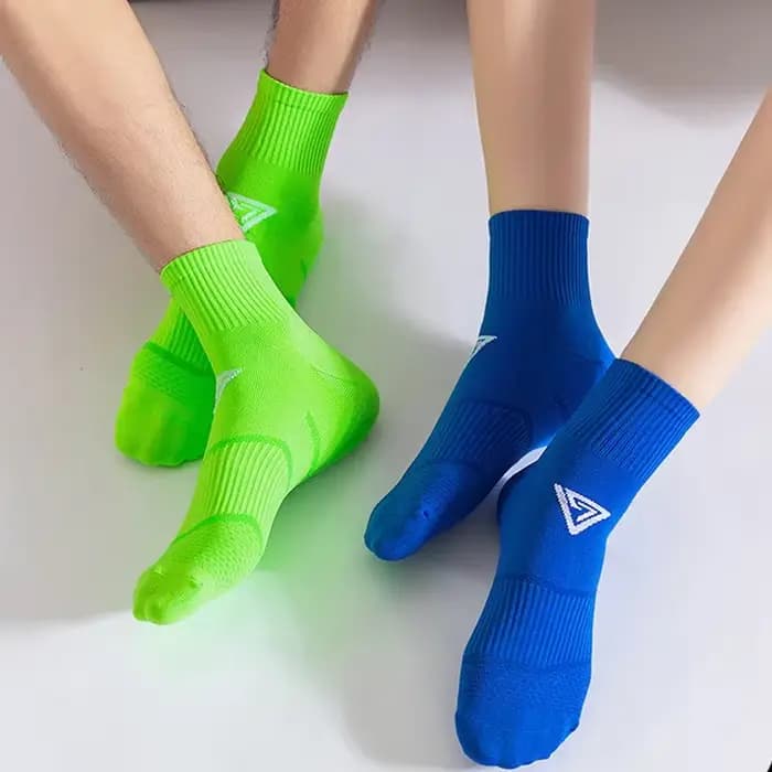 Chaussettes courtes de Sport athlétiques pour hommes, en Nylon, couleur vive, douces, à séchage rapide, antidérapantes, pour Fitness, vélo de plein air, course à pied, cyclisme, voyage
