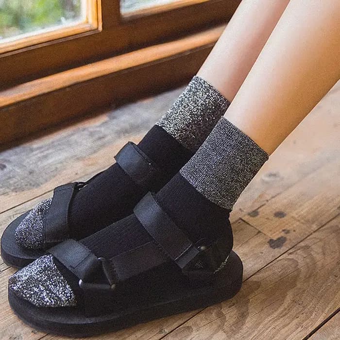 Chaussettes pour femmes printemps et automne coton coréen or et argent soie brillante série