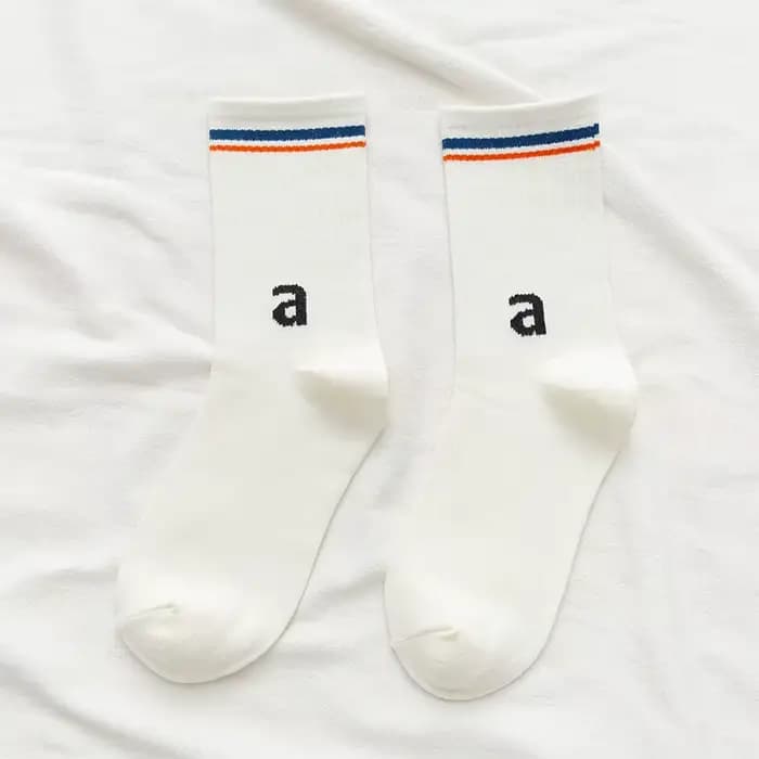 Chaussettes longues à motifs de lettres pour femmes