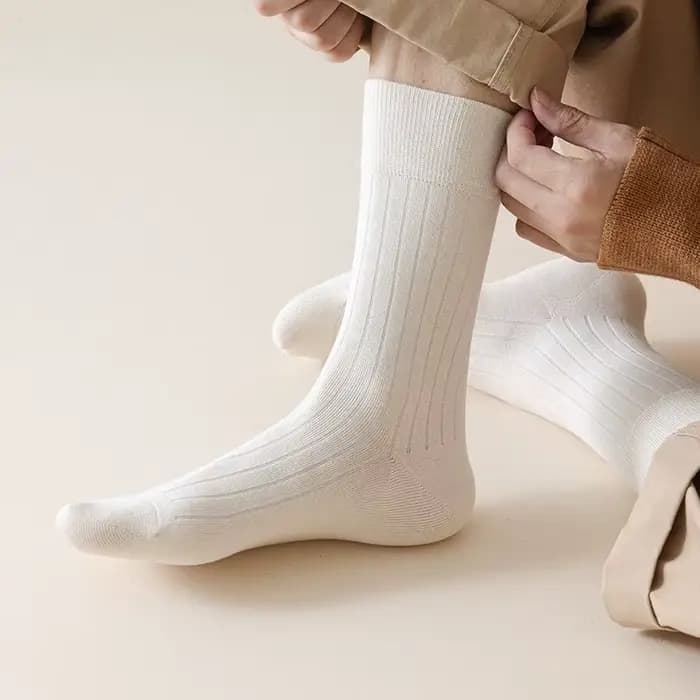 Chaussettes décontractées en coton solide avec logo personnalisé Miosam, antibactériennes, désodorisantes, absorbant la transpiration, respirantes, chaussettes pour hommes, chaussettes mi-hautes