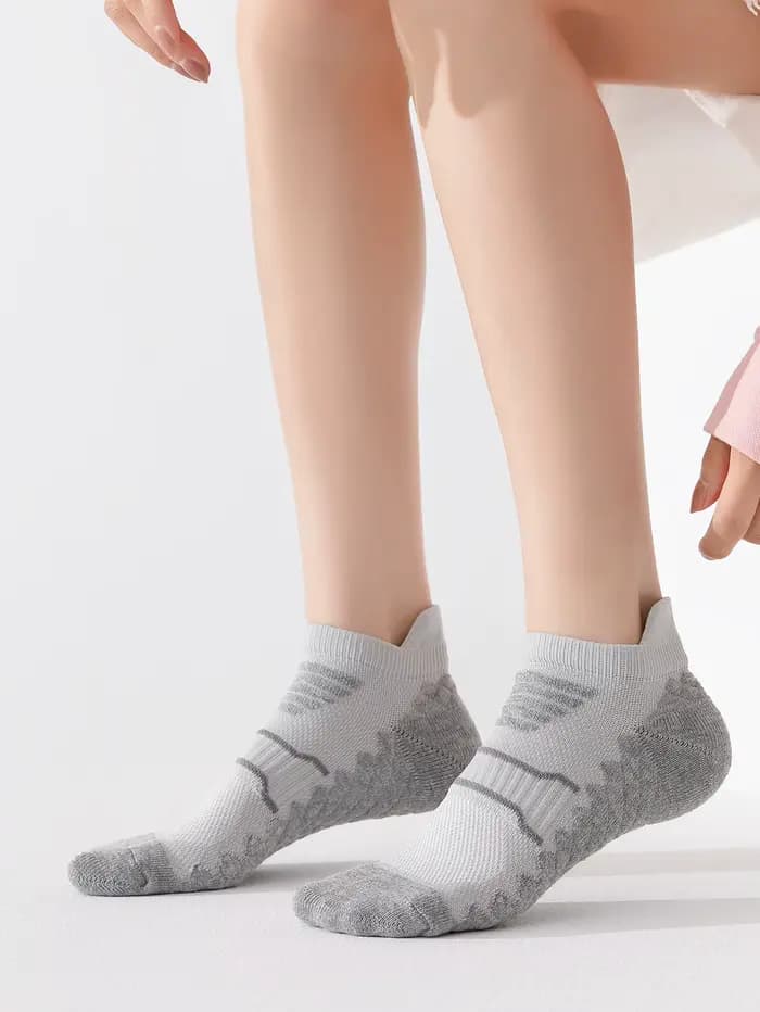 Chaussettes de sport moulantes à la cheville pour femmes, chaussettes de course de badminton