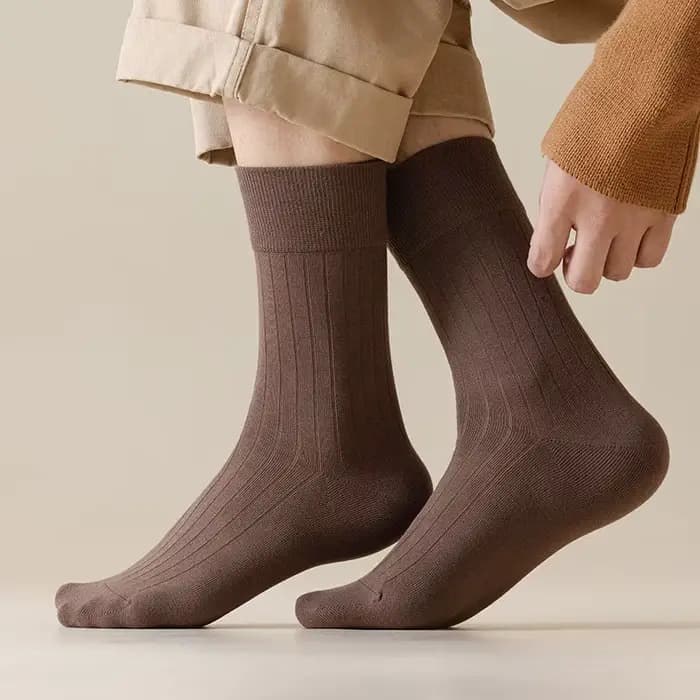 Chaussettes décontractées en coton solide avec logo personnalisé Miosam, antibactériennes, désodorisantes, absorbant la transpiration, respirantes, chaussettes pour hommes, chaussettes mi-hautes