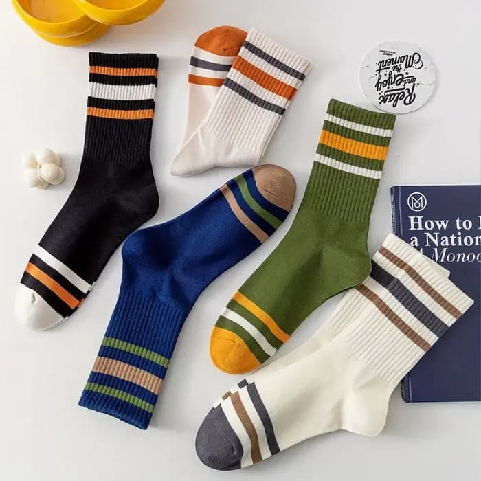 5 paires de chaussettes décontractées à rayures colorées pour hommes, chaussettes de sport à la mode, absorbant la sueur et respirantes, adaptées à toutes les saisons