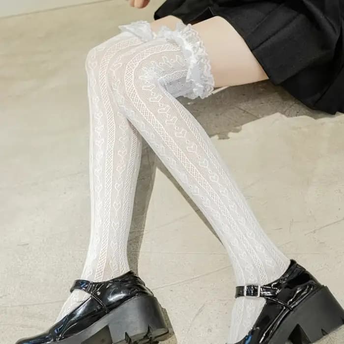 Femmes Lolita résille cuisse haute chaussettes Style japonais coeur rayé dentelle à motifs sur le genou longs bas à volants froufrous Kawaii