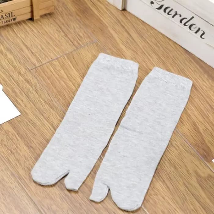 Nouveau japonais hommes et femmes été bambou Fiber deux doigts chaussettes noir Kimono bascule sandale fendu Ninjia