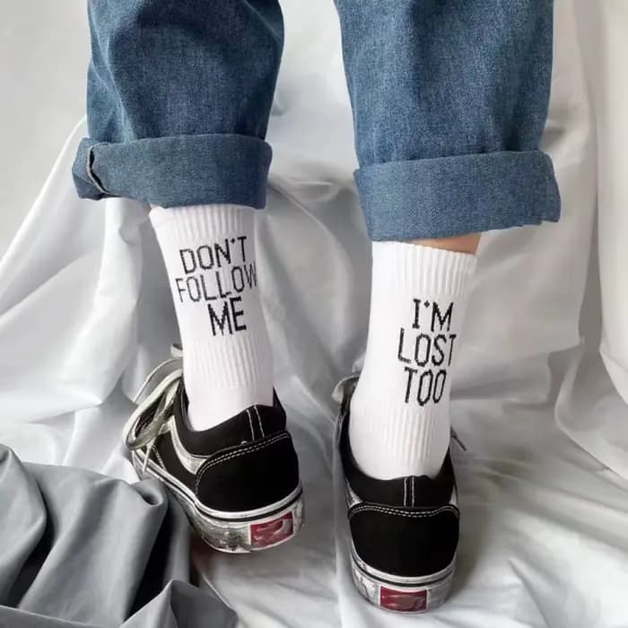 Femmes hommes chaussettes drôles Harajuku Humor mot imprimé