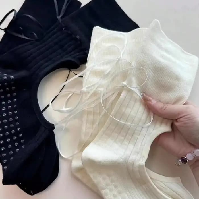 1 paire de chaussettes de yoga montantes à cordon de serrage et dos ouvert