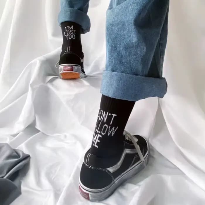 Femmes hommes chaussettes drôles Harajuku Humor mot imprimé