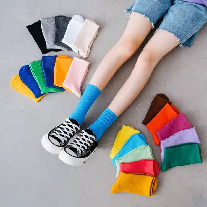 Chaussettes de sport en coton pour femmes et garçons, 31 couleurs, à la mode, pour course à pied, cyclisme, style coréen, bas à Tube moyen, amples, bonneterie