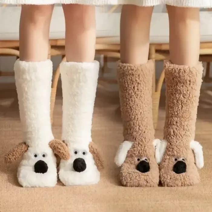 Chaussette de couchage femmes dessin animé 3D chien hiver chaud thermique en peluche antidérapant maison doux femme sol