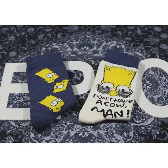 Chaussettes mi-mollet pour couple The Simpsons Bart Simpson, nouvelles, créatives, mignonnes, à la mode, confortables, absorbant la transpiration et respirantes