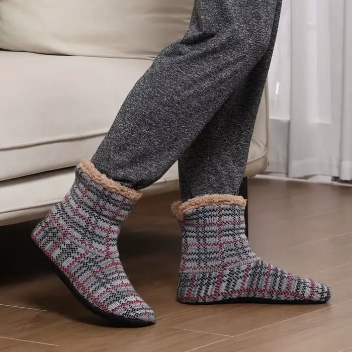Chaussettes thermiques épaisses et mignonnes, pantoufles de couchage antidérapantes à rayures, bonneterie en fourrure, chaussettes chaudes d'hiver pour la maison