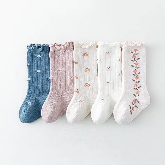 Chaussettes hautes à volants en coton doux pour nouveau-né fille