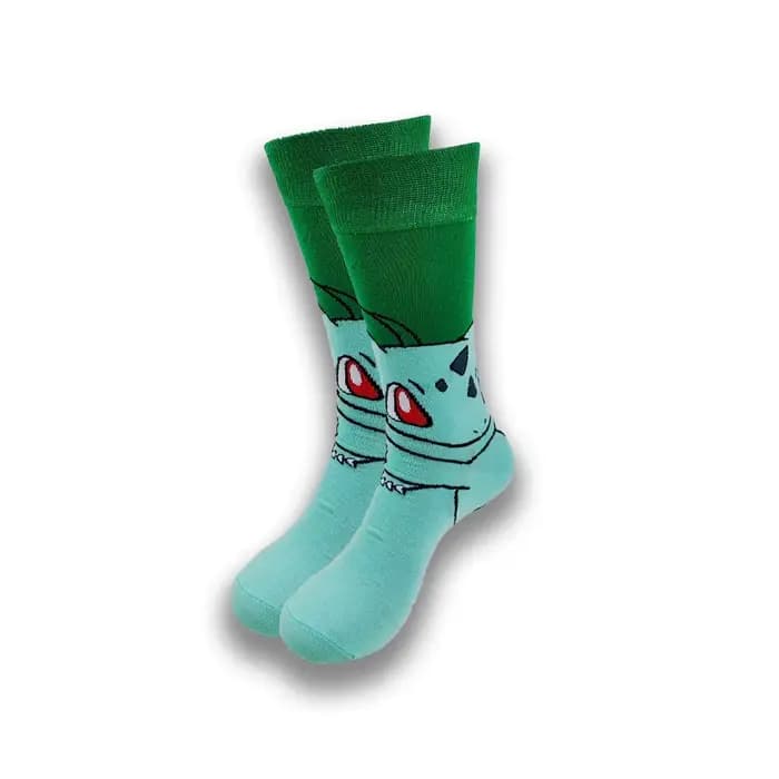 Production avancée de chaussettes pour hommes avec des motifs mignons nouvellement conçus.