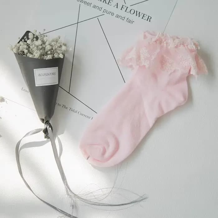 Mode femmes filles dentelle à volants froufrous cheville chaussettes Harajuku belle mignon Vintage rétro Floral dame blanc princesse danse de mariage