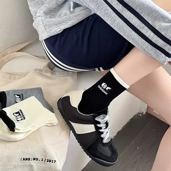 Chaussettes pour femmes, style simple, printemps-été, douces, respirantes, mi-hautes, broderie Kawaii Panda, coton peigné, chaussettes fines décontractées simples