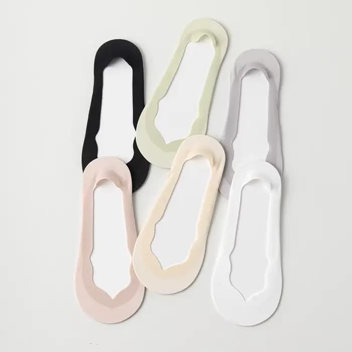 Chaussettes bateau antidérapantes en Silicone pour femmes, pantoufles en soie glacée sans couture, couleur unie, respirantes, invisibles, pour l'été