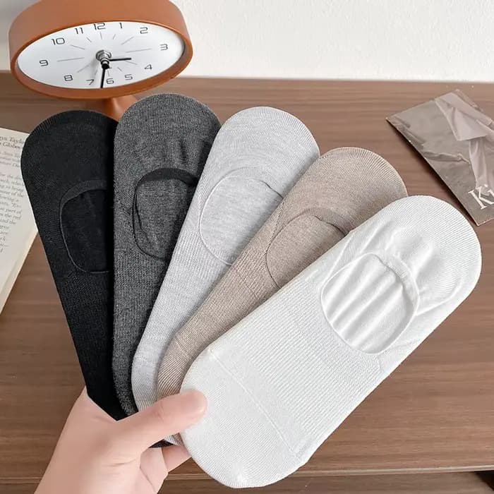 Chaussettes pour hommes nouvelle couleur unie Silicone anti-dérapant chaussettes de sport pas de spectacle respirant plaine décontracté hommes chaussettes invisibles confortables
