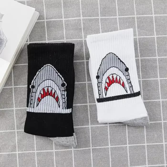 Chaussettes de haute qualité à motif de requin pour femmes et hommes
