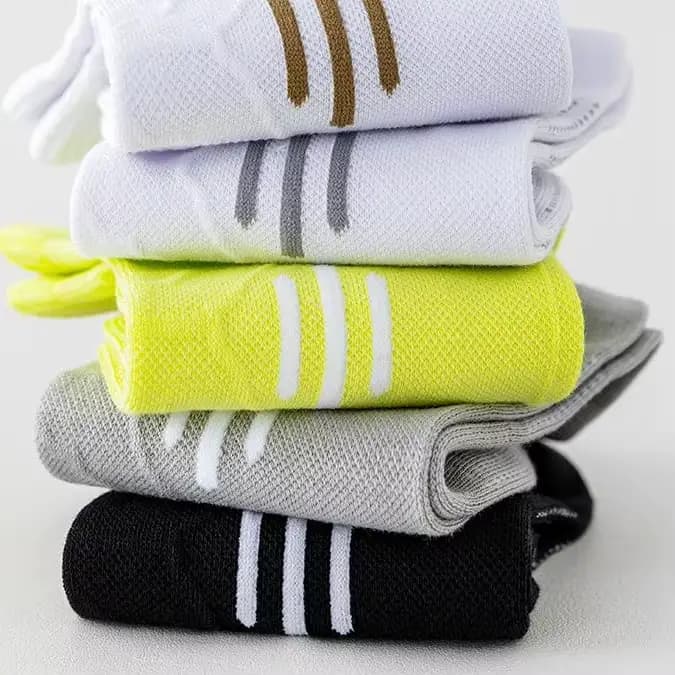 Chaussettes de sport pour hommes, anti-odeur, été, pur coton, absorbant la transpiration, amusantes, respirantes, chaussettes de course professionnelles, chaussettes de basket-ball, vente en gros