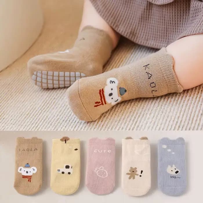 Chaussettes longues antidérapantes pour enfants, chaussettes de marche au sol, de dessin animé, pour bébés en bas âge, pour garçons et filles, chaussettes de sport scolaires, printemps-automne