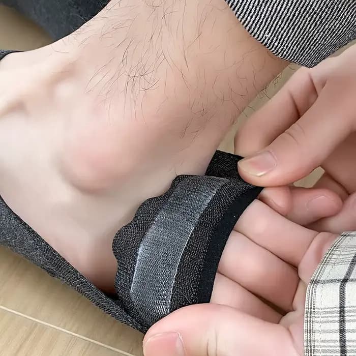 Chaussettes pour hommes nouvelle couleur unie Silicone anti-dérapant chaussettes de sport pas de spectacle respirant plaine décontracté hommes chaussettes invisibles confortables