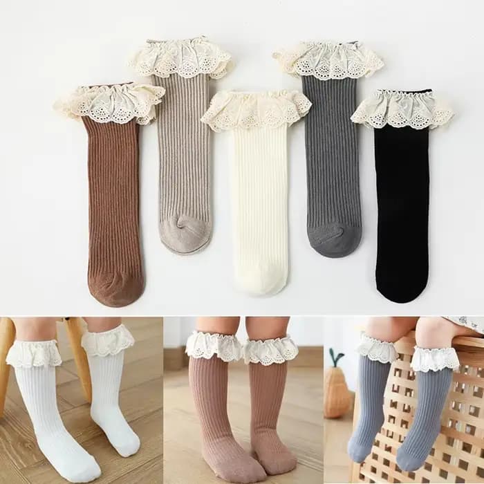 1 paire de chaussettes hautes pour bébés filles