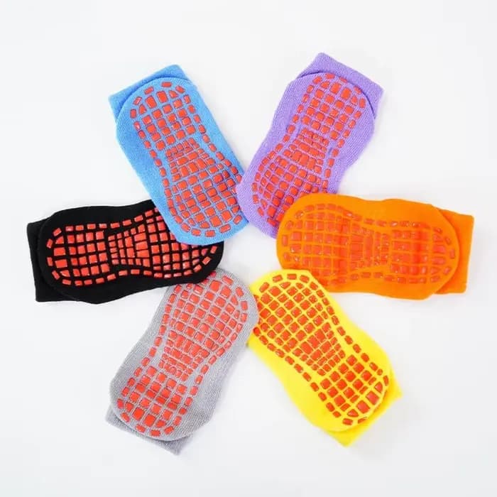 Chaussettes antidérapantes pour enfants et adultes