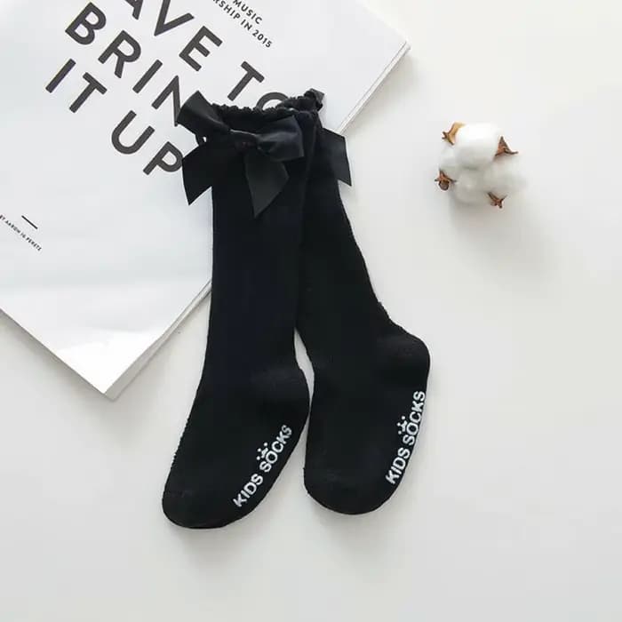 2022 bébé vêtements d'été nouveaux enfants en bas âge filles grand arc genou haut long doux coton dentelle bébé chaussettes nœud papillon 100% coton chaussettes