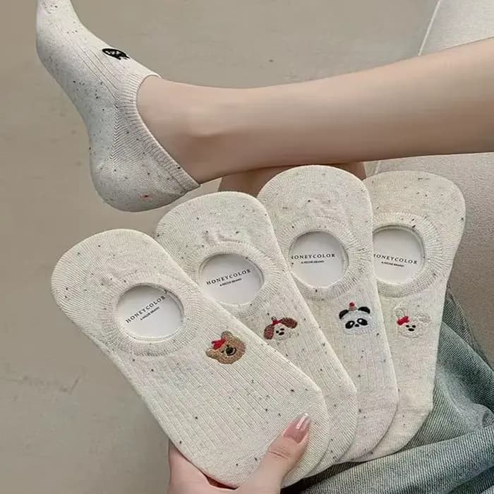 1 paire de chaussettes bateau en fil à motifs d'animaux de dessin animé pour femmes