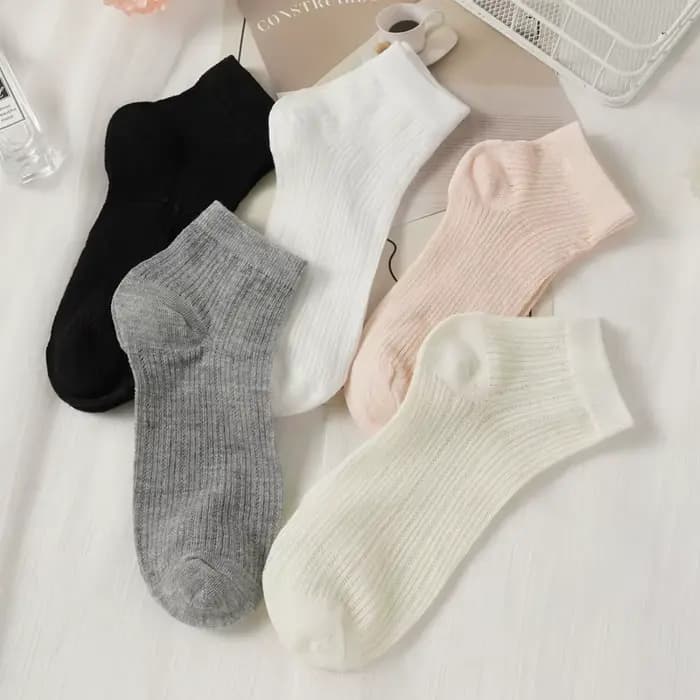 Chaussettes mi-tube respirantes pour femmes, chaussettes douces de couleur unie, chaussettes d'été en maille creuse fine, chaussettes élégantes de Style Ballet