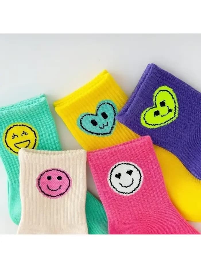 5 paires de nouvelles chaussettes pour enfants quatre saisons avec expressions de visages souriants pour garçons et filles, chaussettes mi-mollet et hautes.
